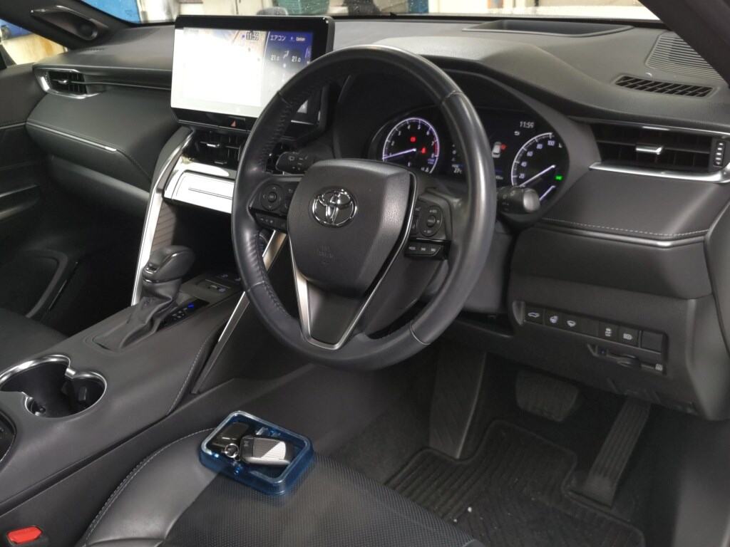 2021 TOYOTA HARRIER Z LEATHER PACKAGE photo 3