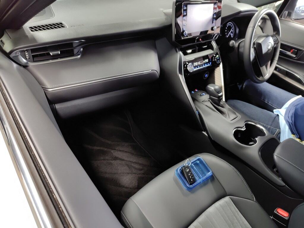 2021 TOYOTA HARRIER G photo 3