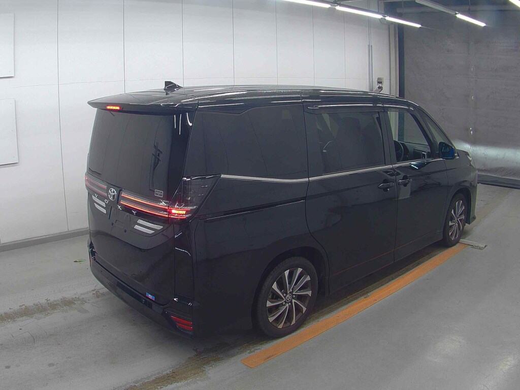 2024 TOYOTA VOXY S-Z photo 5