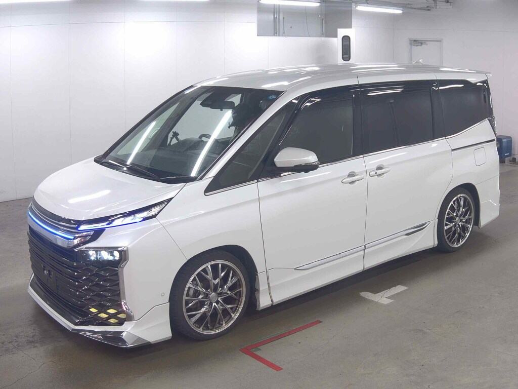 2022 TOYOTA VOXY S-Z photo 4