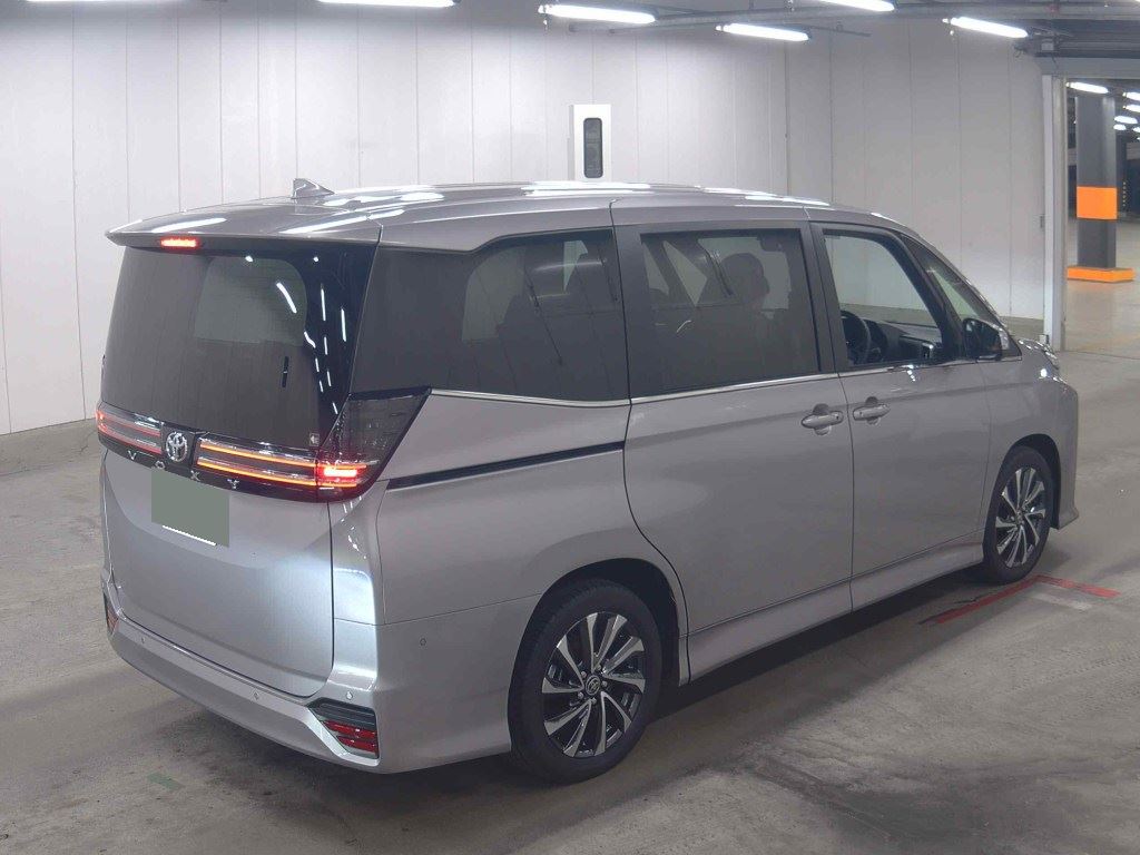 2026 TOYOTA VOXY S-Z photo 5