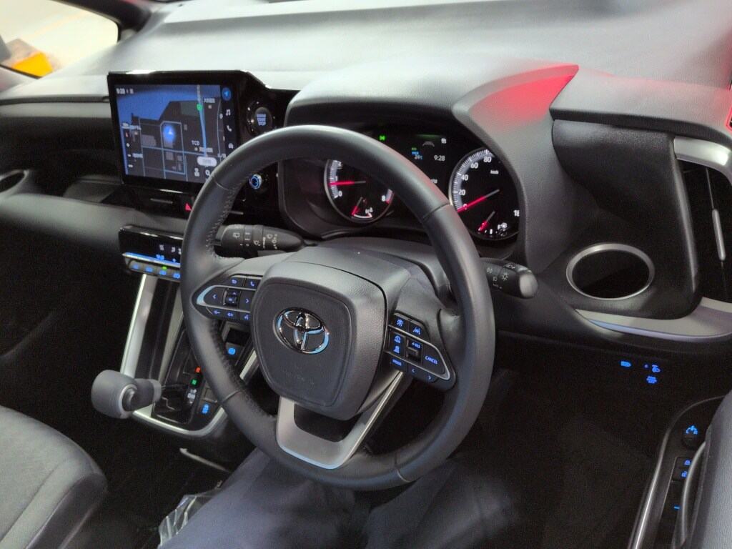 2024 TOYOTA VOXY S-G photo 3