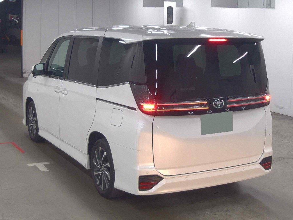 2024 TOYOTA VOXY S-Z photo 3