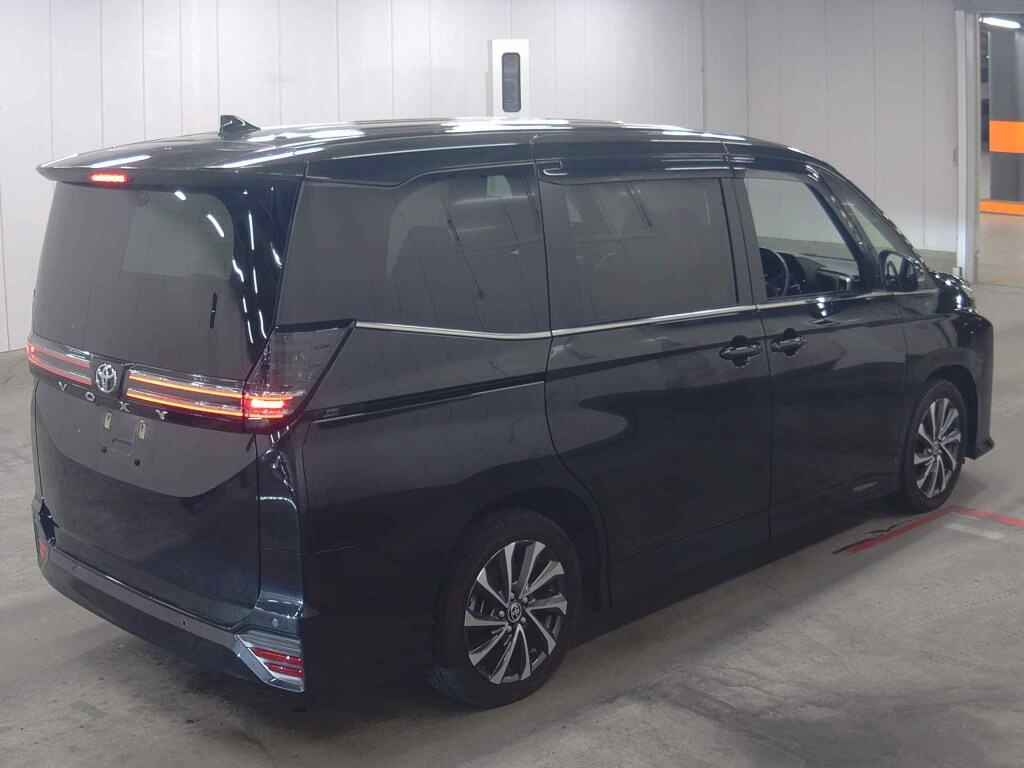 2023 TOYOTA VOXY S-Z photo 5