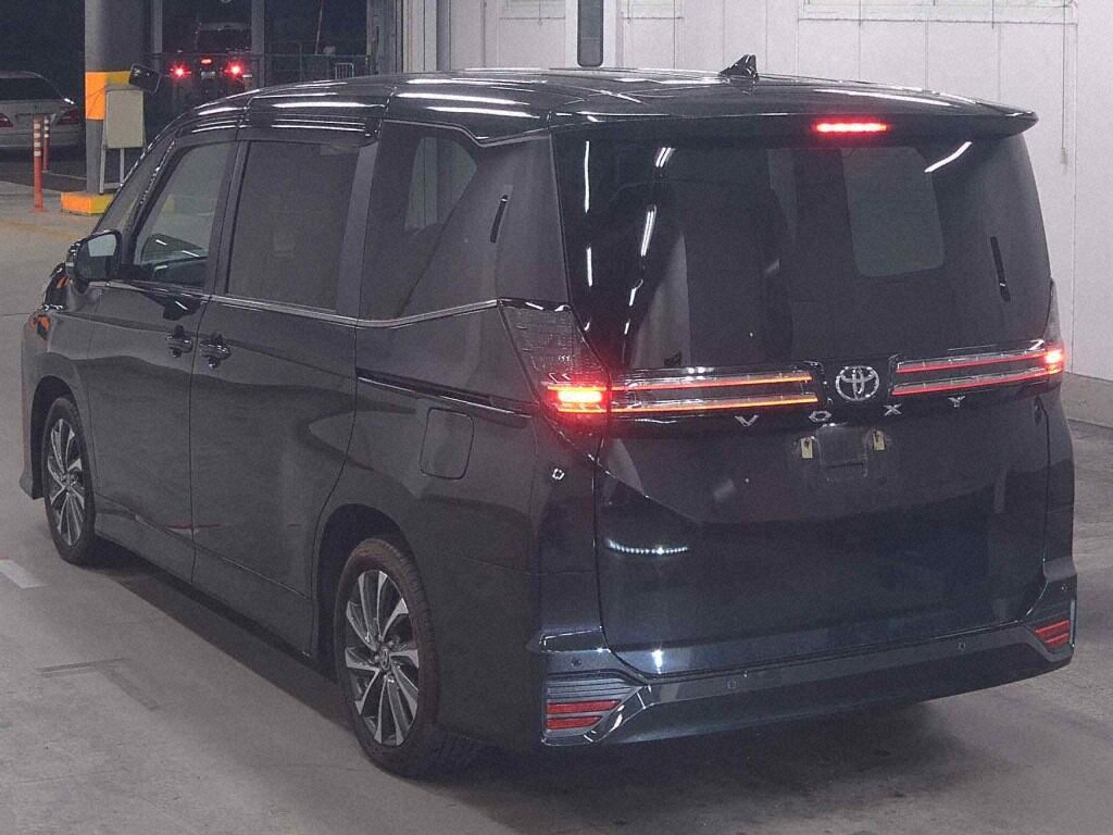 2023 TOYOTA VOXY S-Z photo 2
