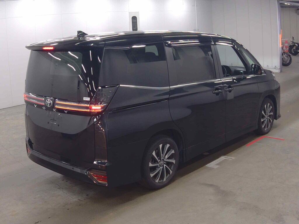 2023 TOYOTA VOXY S-Z photo 5