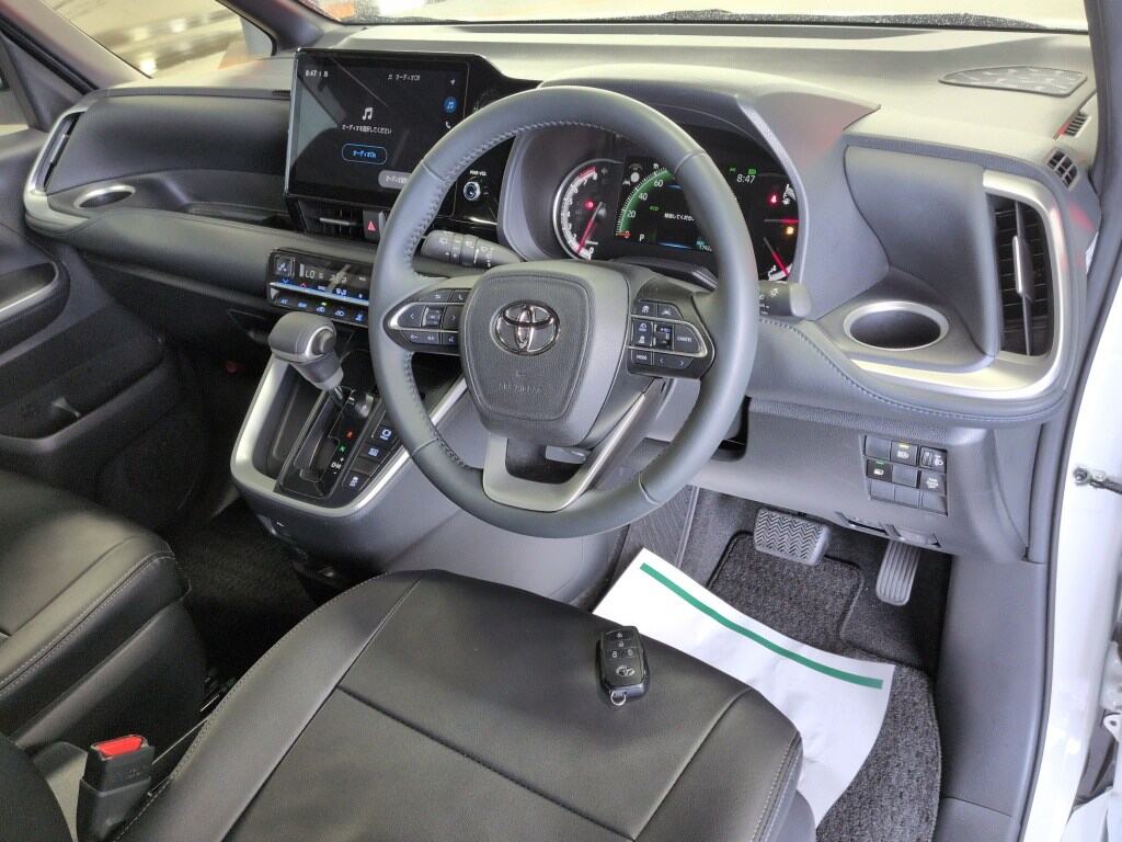 2024 TOYOTA VOXY S-Z photo 3