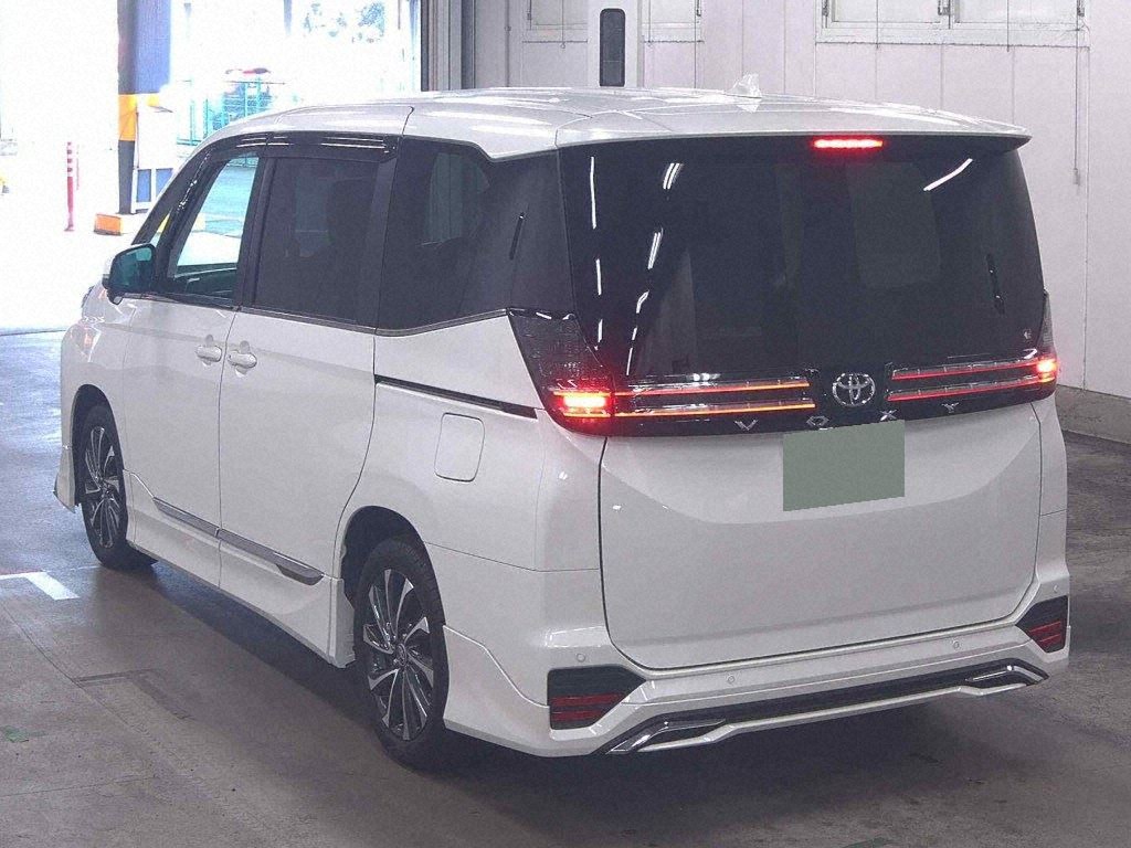 2023 TOYOTA VOXY S-Z photo 2