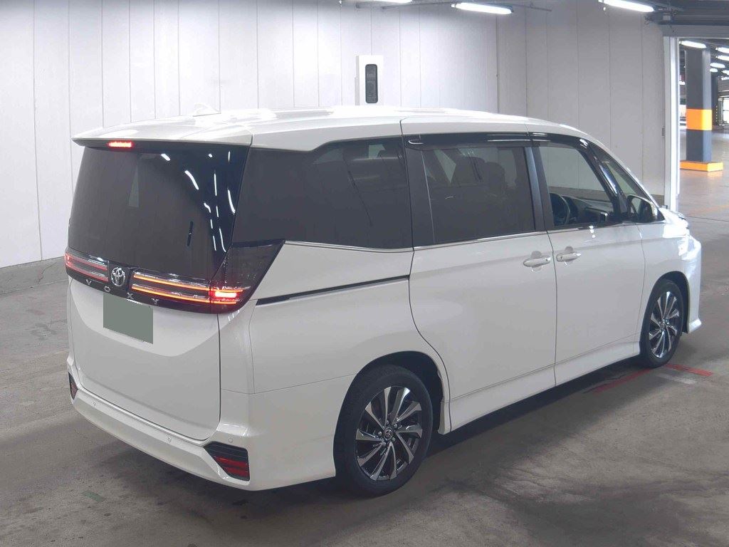 2024 TOYOTA VOXY S-Z photo 5