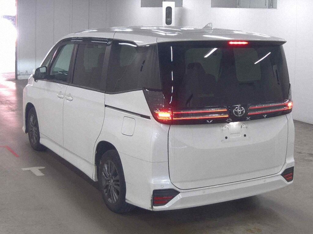 2023 TOYOTA VOXY S-G photo 2