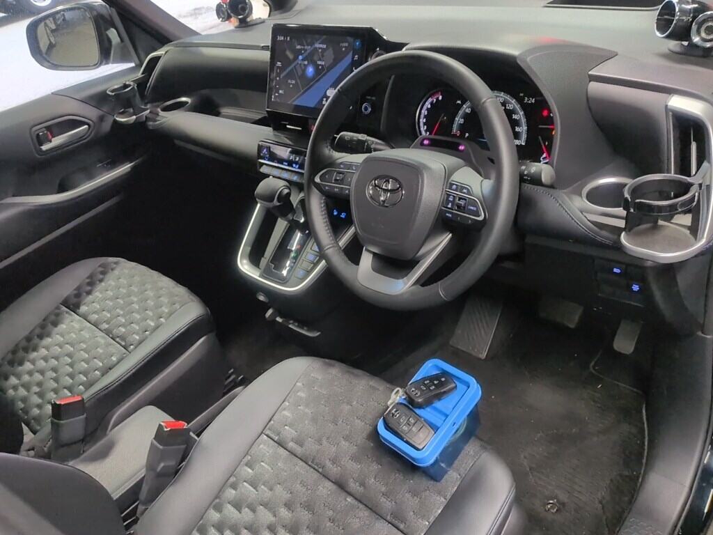 2022 TOYOTA VOXY S-Z photo 3