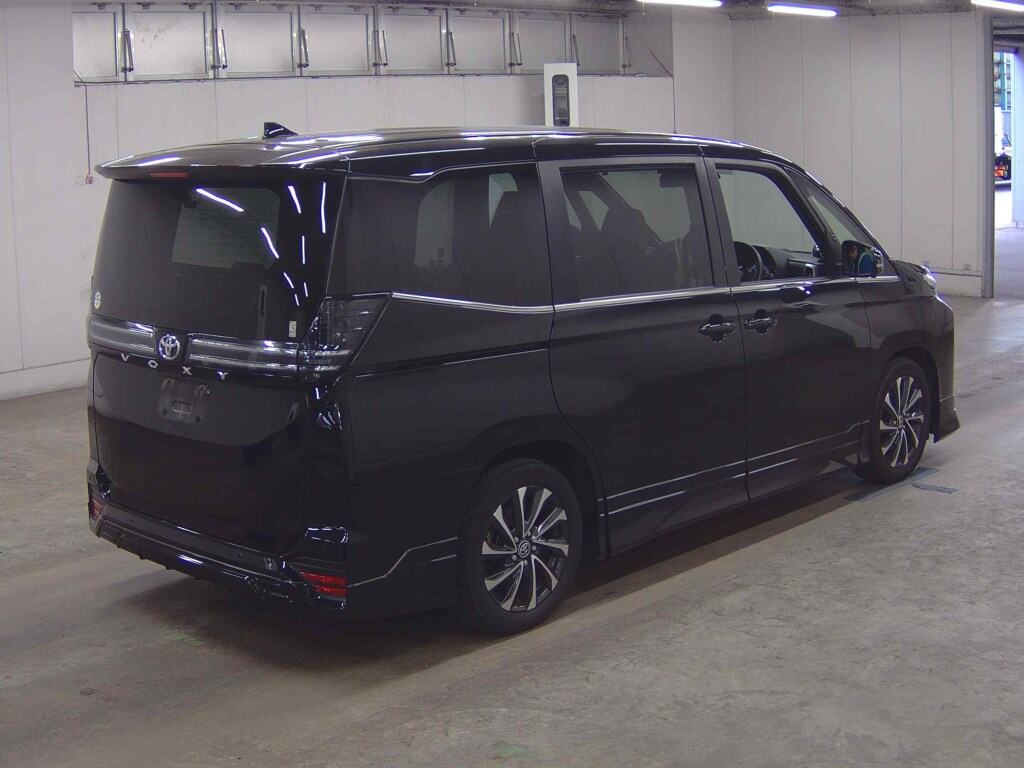 2022 TOYOTA VOXY S-Z photo 5