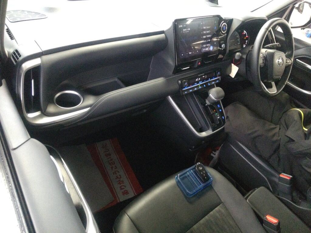 2023 TOYOTA NOAH Z photo 3