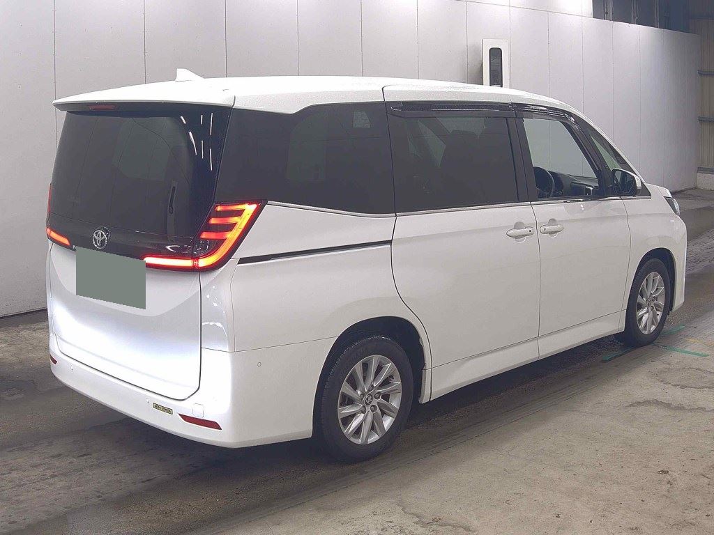 2023 TOYOTA NOAH Z photo 5