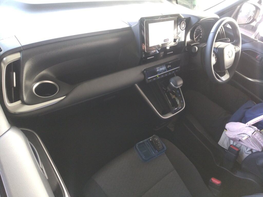 2026 TOYOTA VOXY S-G photo 3