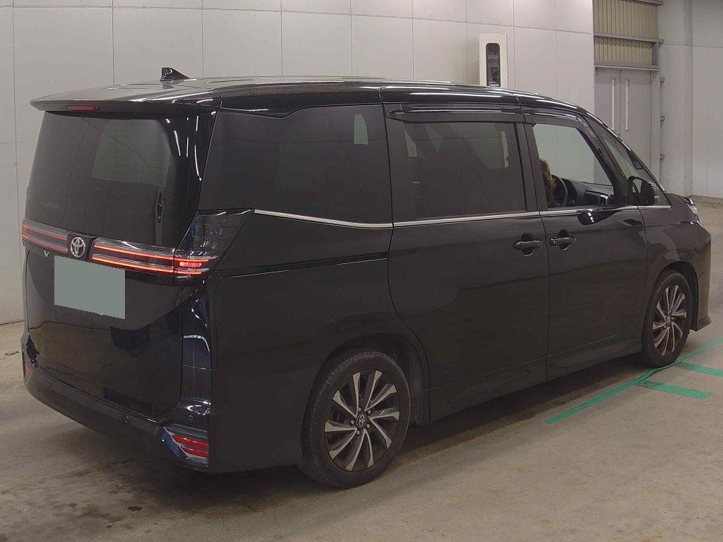 2022 TOYOTA VOXY S-Z photo 5