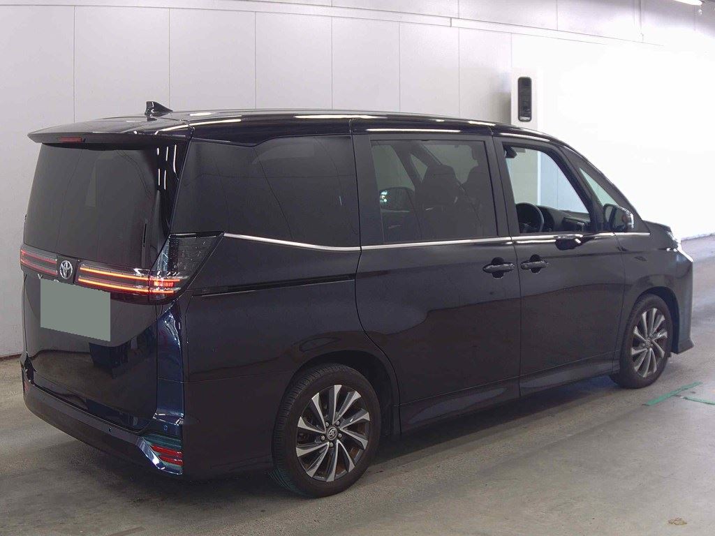 2022 TOYOTA VOXY S-Z photo 5
