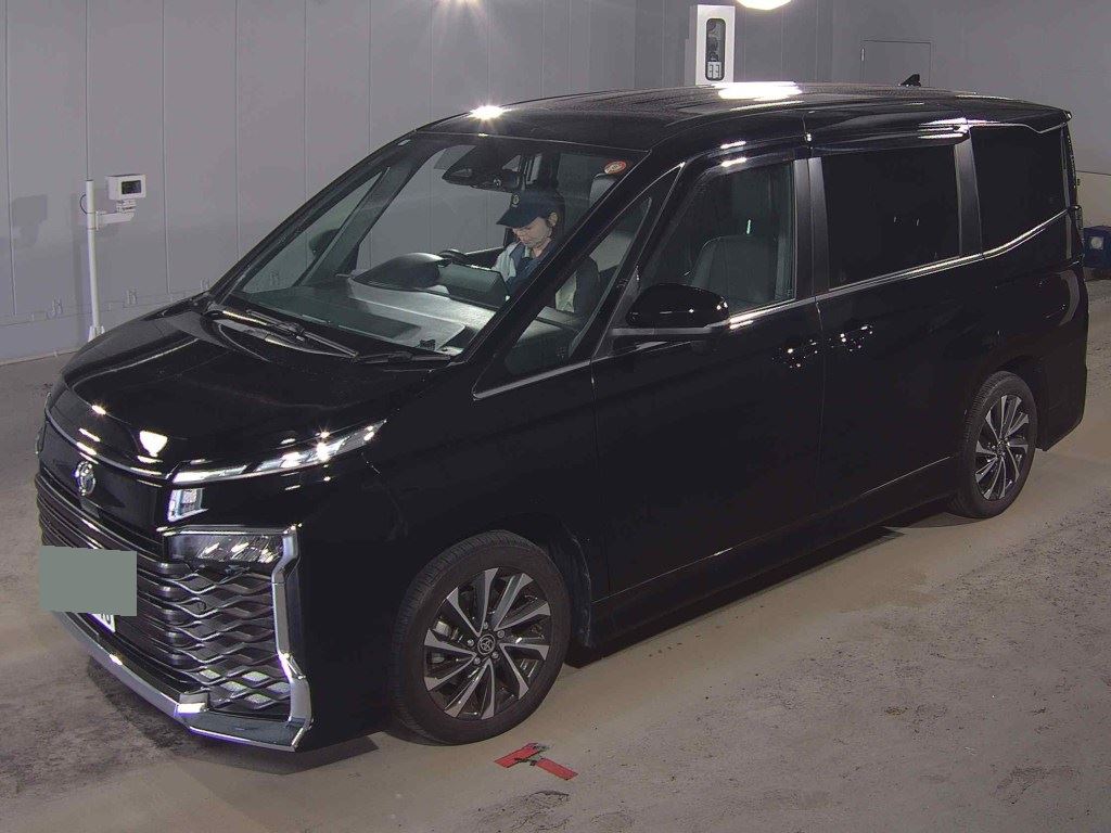 2023 TOYOTA VOXY S-Z photo 4