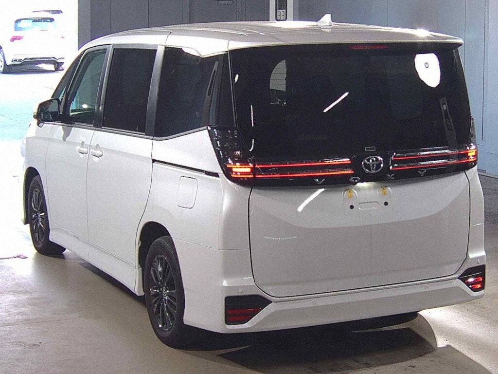 2026 TOYOTA VOXY S-G photo 2
