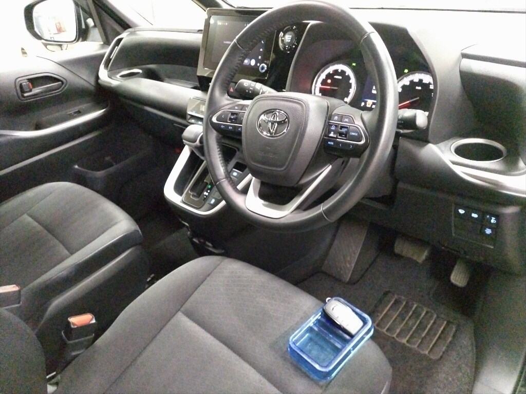 2025 TOYOTA NOAH S-G photo 3