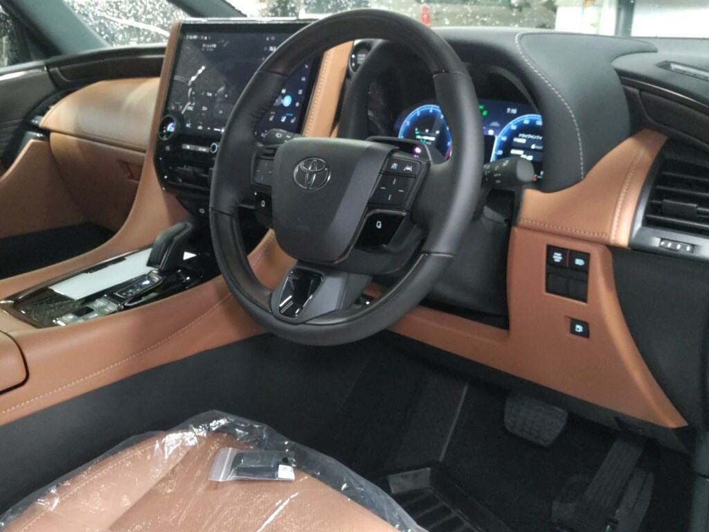 2026 TOYOTA VELLFIRE Z PREMIER photo 3