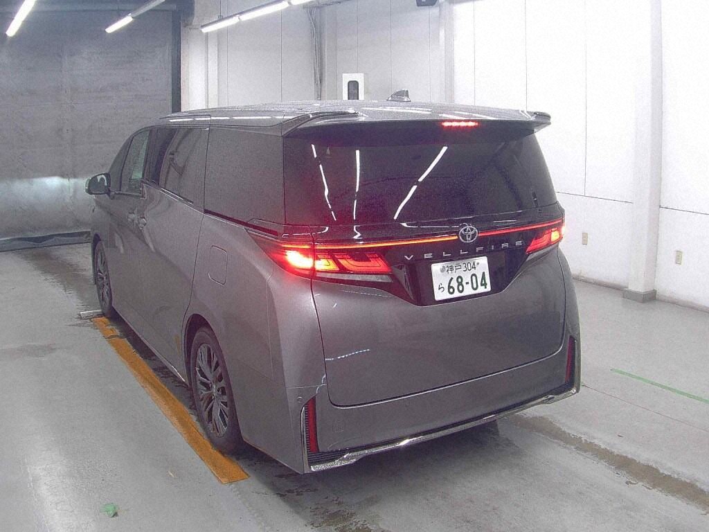 2026 TOYOTA VELLFIRE Z PREMIER photo 2