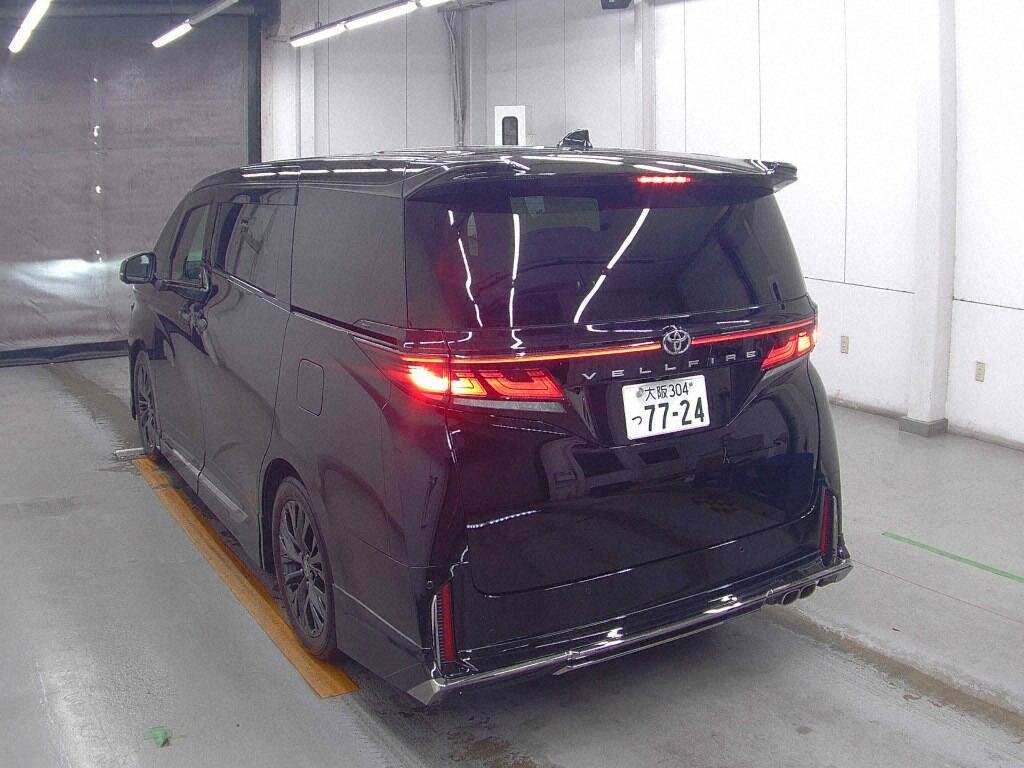 2023 TOYOTA VELLFIRE Z PREMIER photo 2