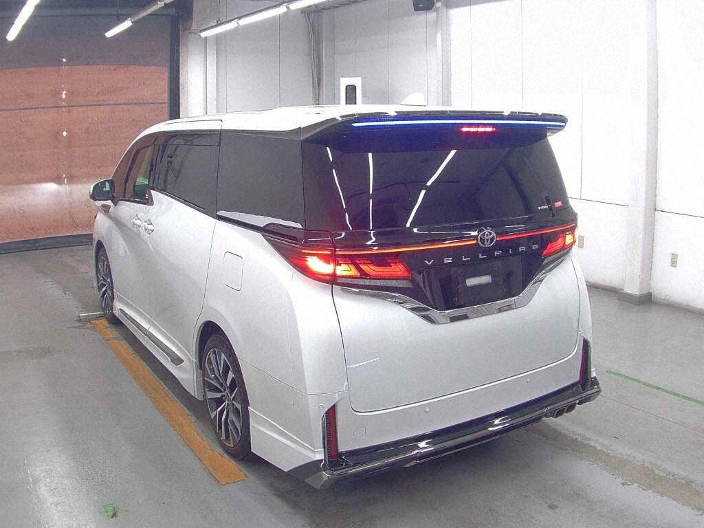 2024 TOYOTA VELLFIRE Z PREMIER photo 2
