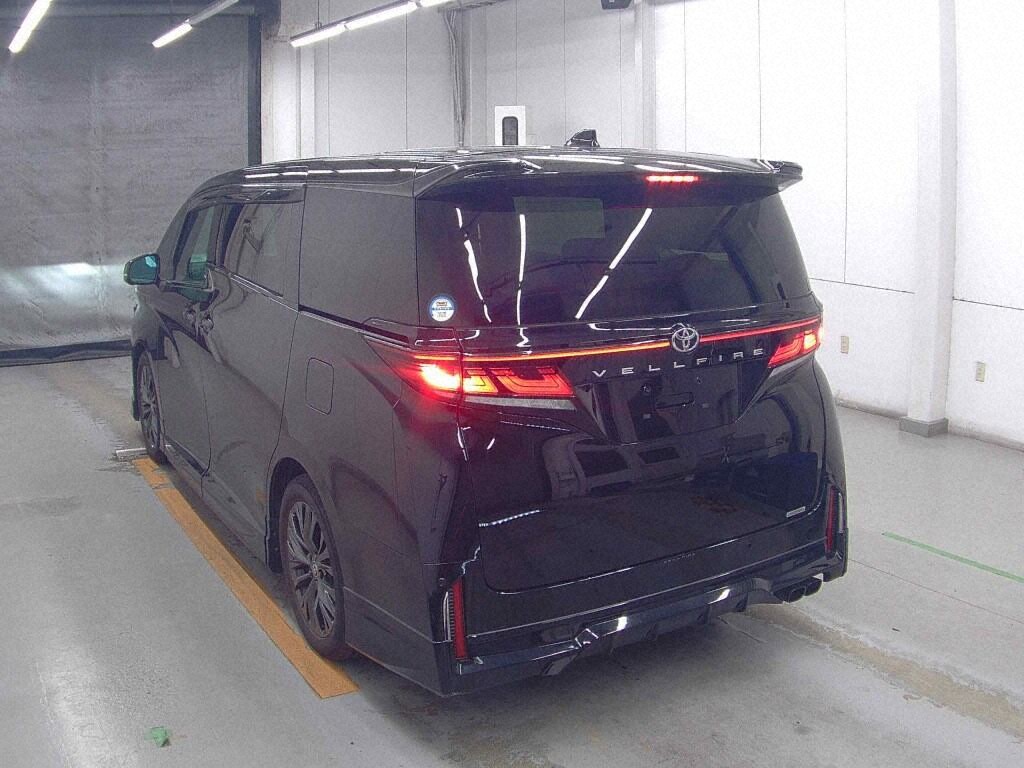 2023 TOYOTA VELLFIRE Z PREMIER photo 2