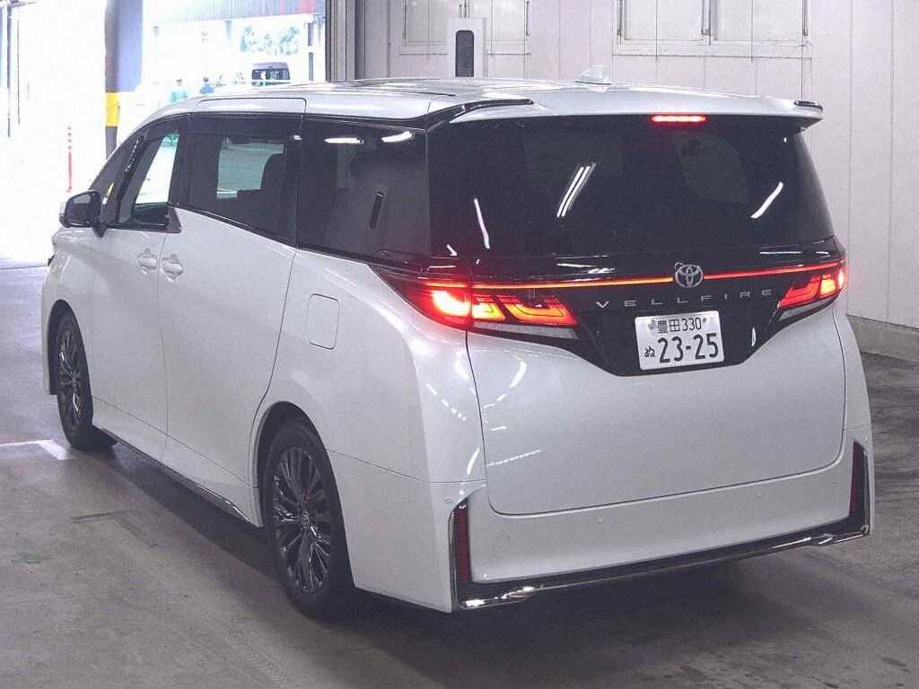 2023 TOYOTA VELLFIRE Z PREMIER photo 2