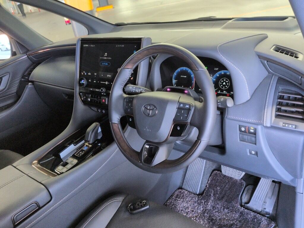2025 TOYOTA VELLFIRE Z PREMIER photo 3