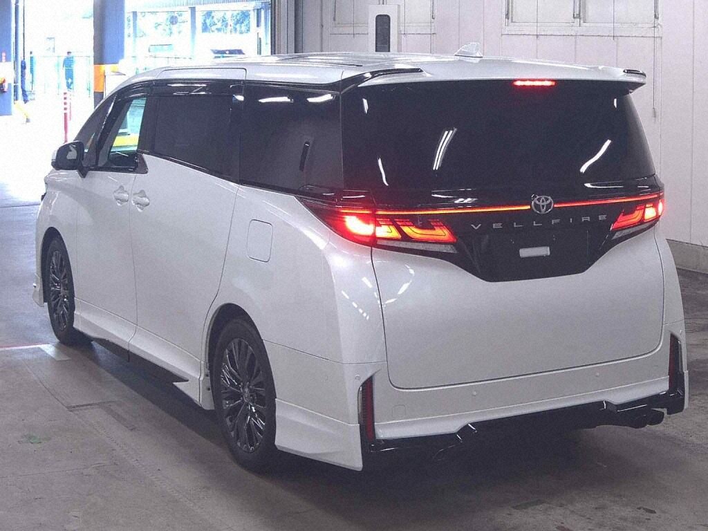 2023 TOYOTA VELLFIRE Z PREMIER photo 2
