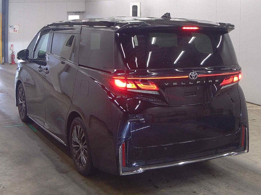 2023 TOYOTA VELLFIRE Z PREMIER photo 2