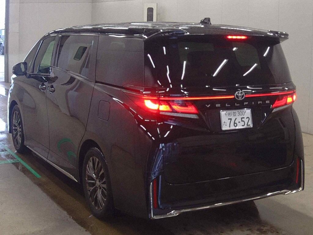 2026 TOYOTA VELLFIRE Z PREMIER photo 2