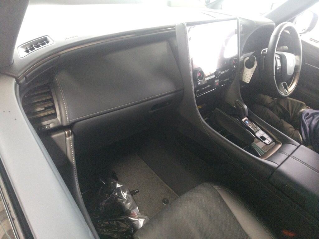 2026 TOYOTA VELLFIRE Z PREMIER photo 3