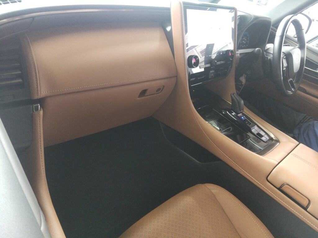 2024 TOYOTA VELLFIRE Z PREMIER photo 3