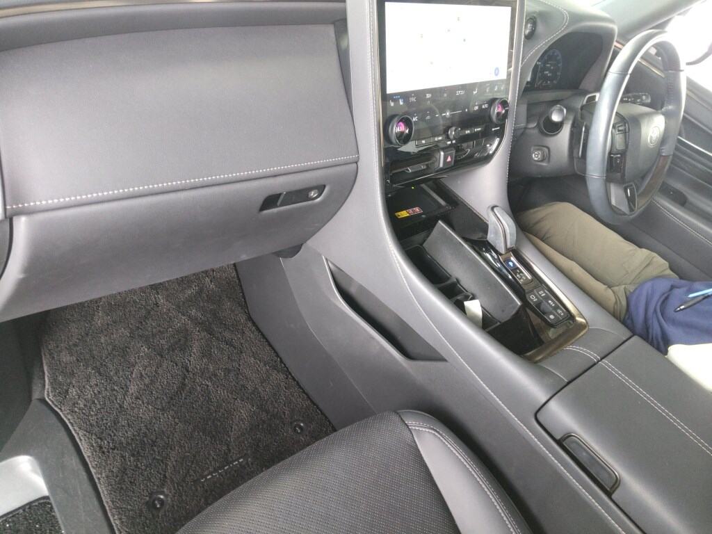 2023 TOYOTA VELLFIRE Z PREMIER photo 3