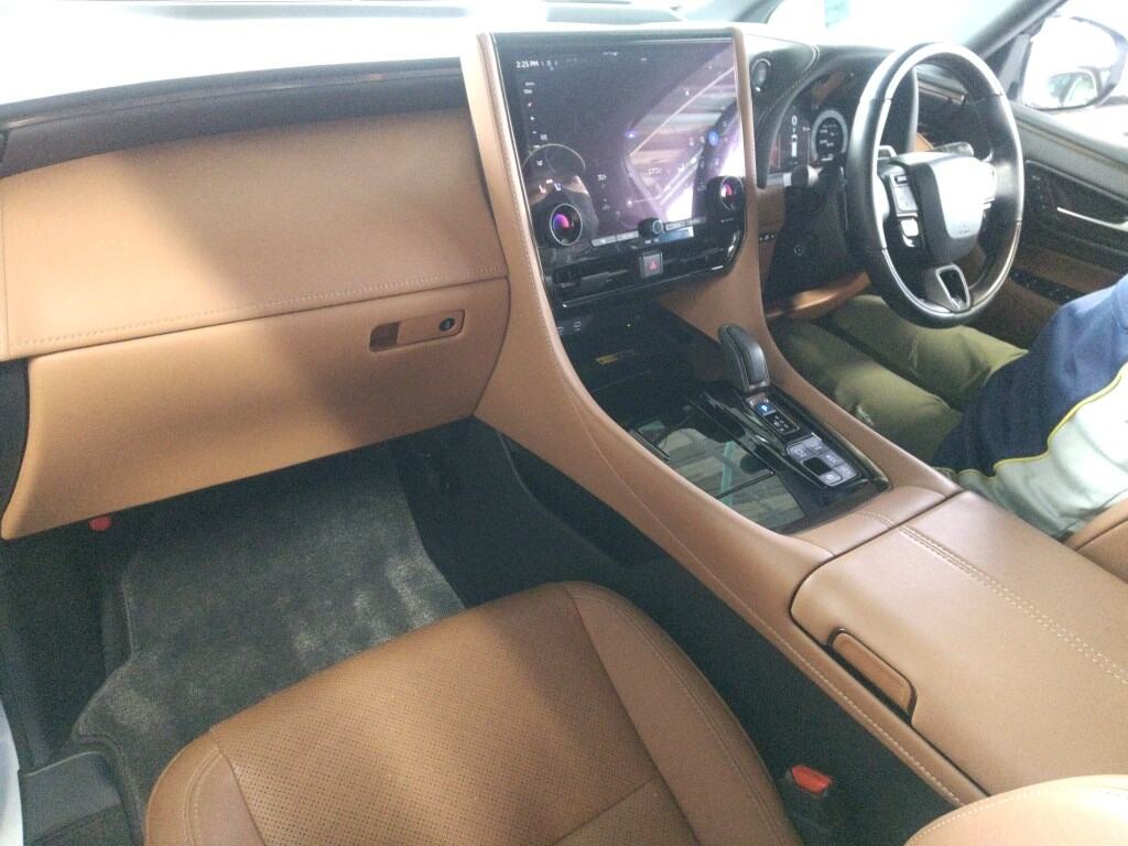2024 TOYOTA VELLFIRE Z PREMIER photo 3