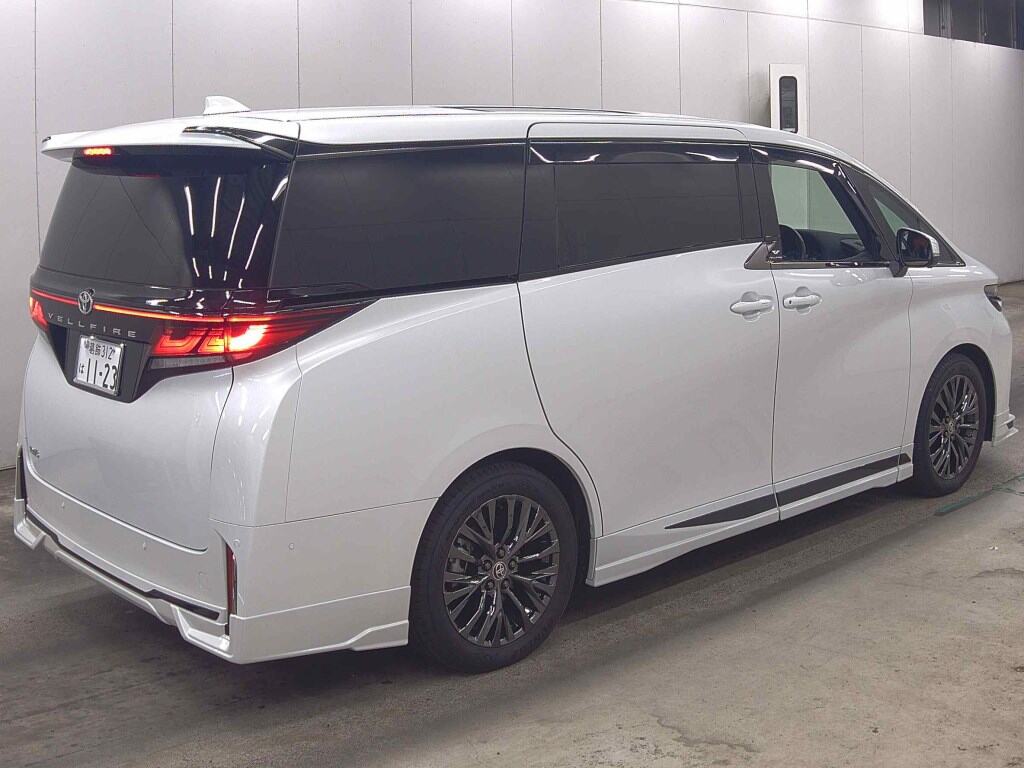 2025 TOYOTA VELLFIRE Z PREMIER photo 5