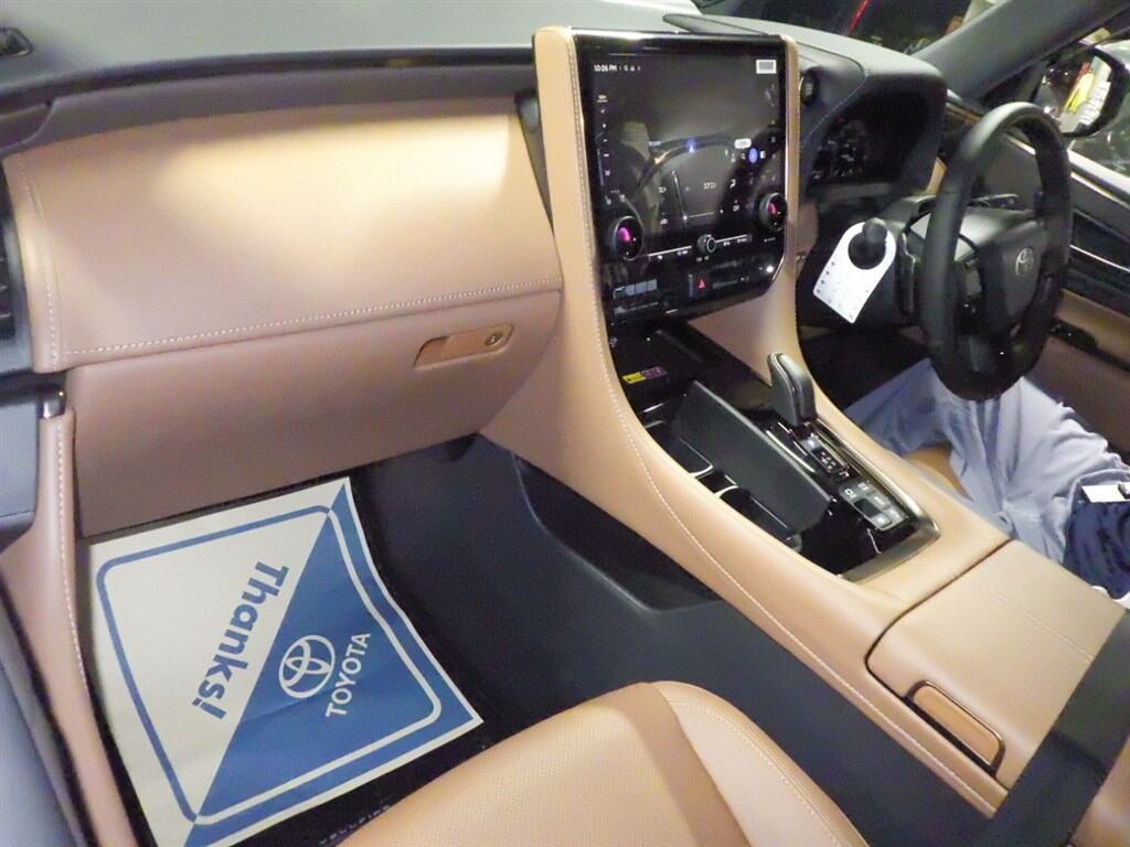2026 TOYOTA VELLFIRE Z PREMIER photo 3