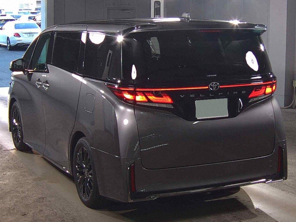 2026 TOYOTA VELLFIRE Z PREMIER photo 2