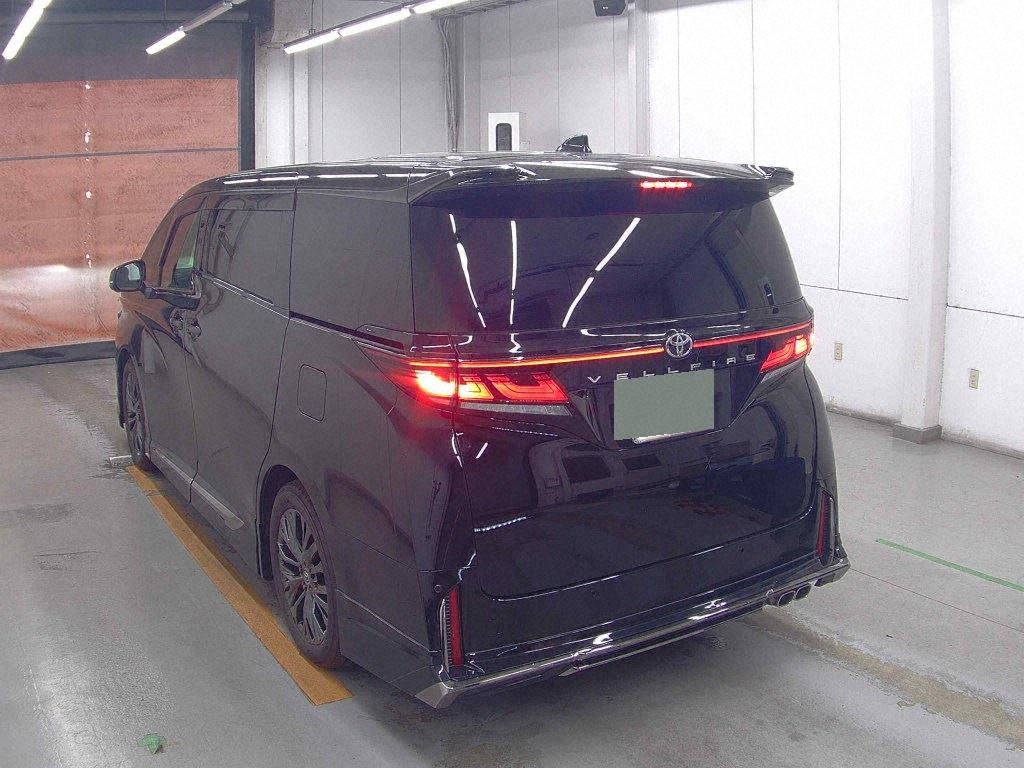 2026 TOYOTA VELLFIRE Z PREMIER photo 2