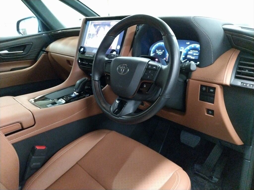 2024 TOYOTA VELLFIRE Z PREMIER photo 3