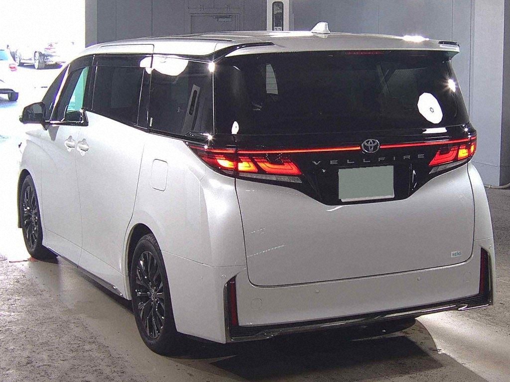 2023 TOYOTA GR YARIS GRMN CIRCUIT PACKAGE photo 3