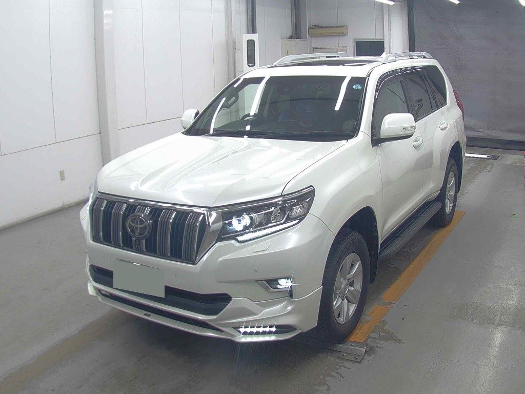 2021 TOYOTA LAND CRUISER PRADO TX photo 4