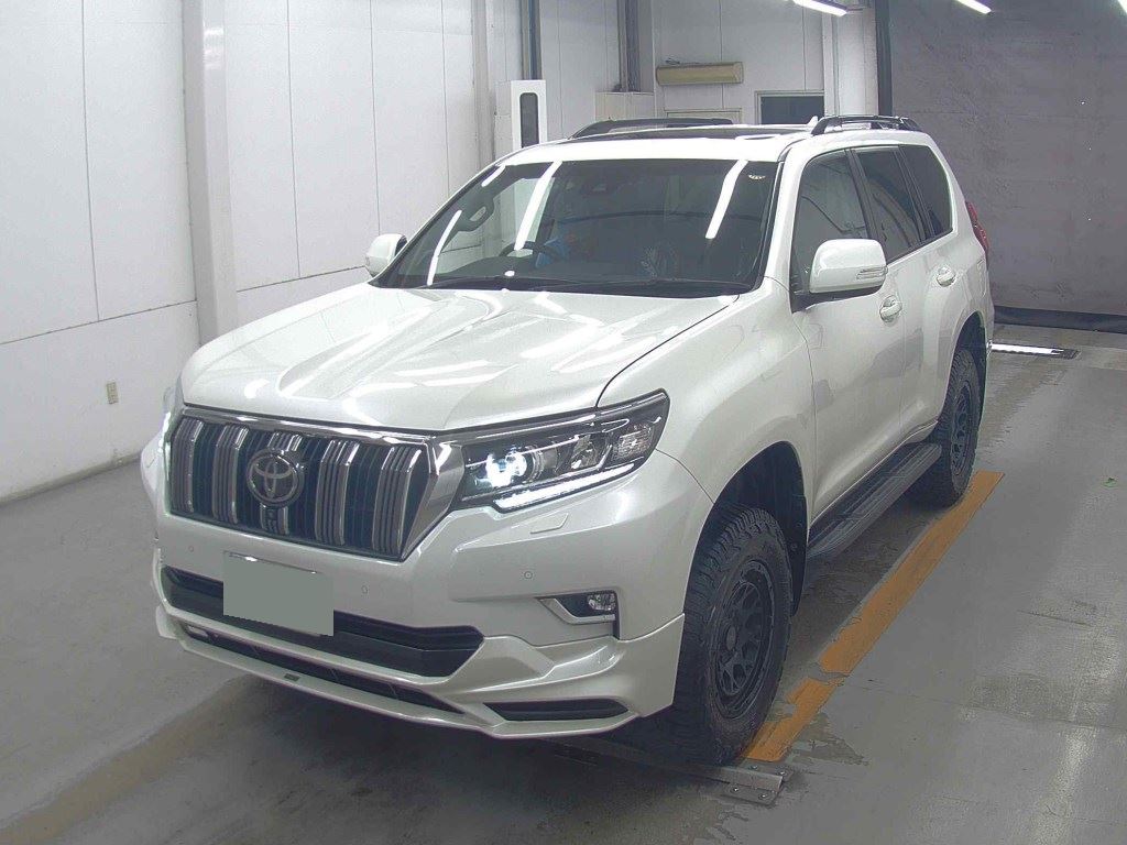 2022 TOYOTA LAND CRUISER PRADO TX L PACKAGE photo 4