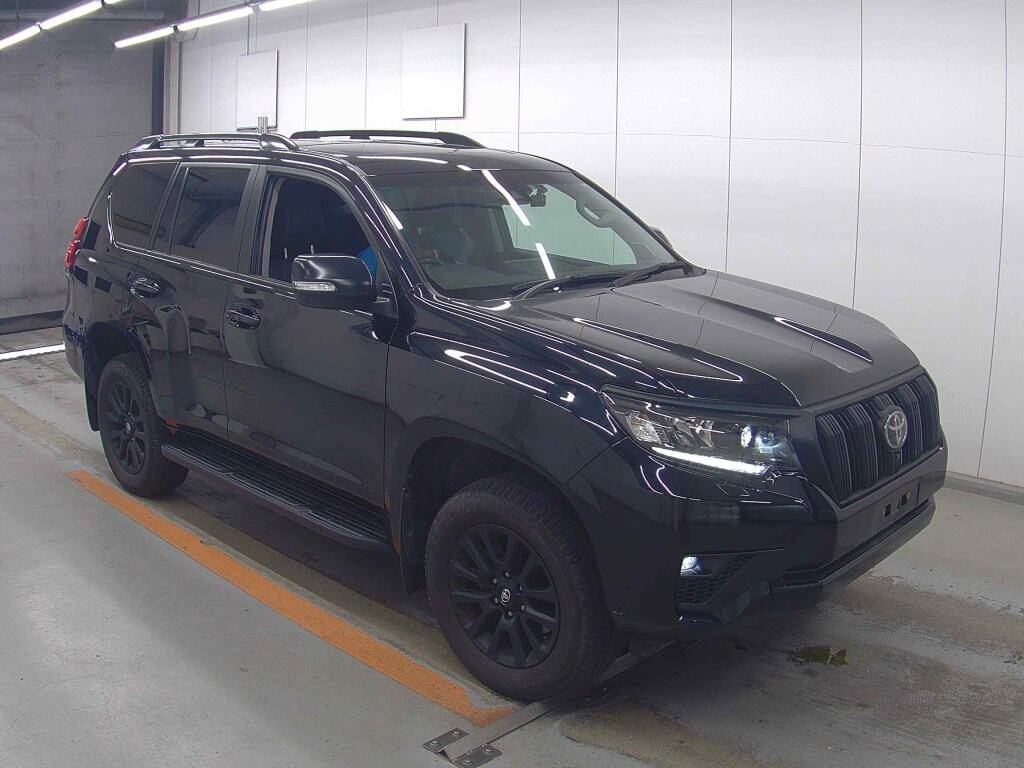 2023 TOYOTA LAND CRUISER PRADO TX L PACKAGE･MATT BLACK EDITION