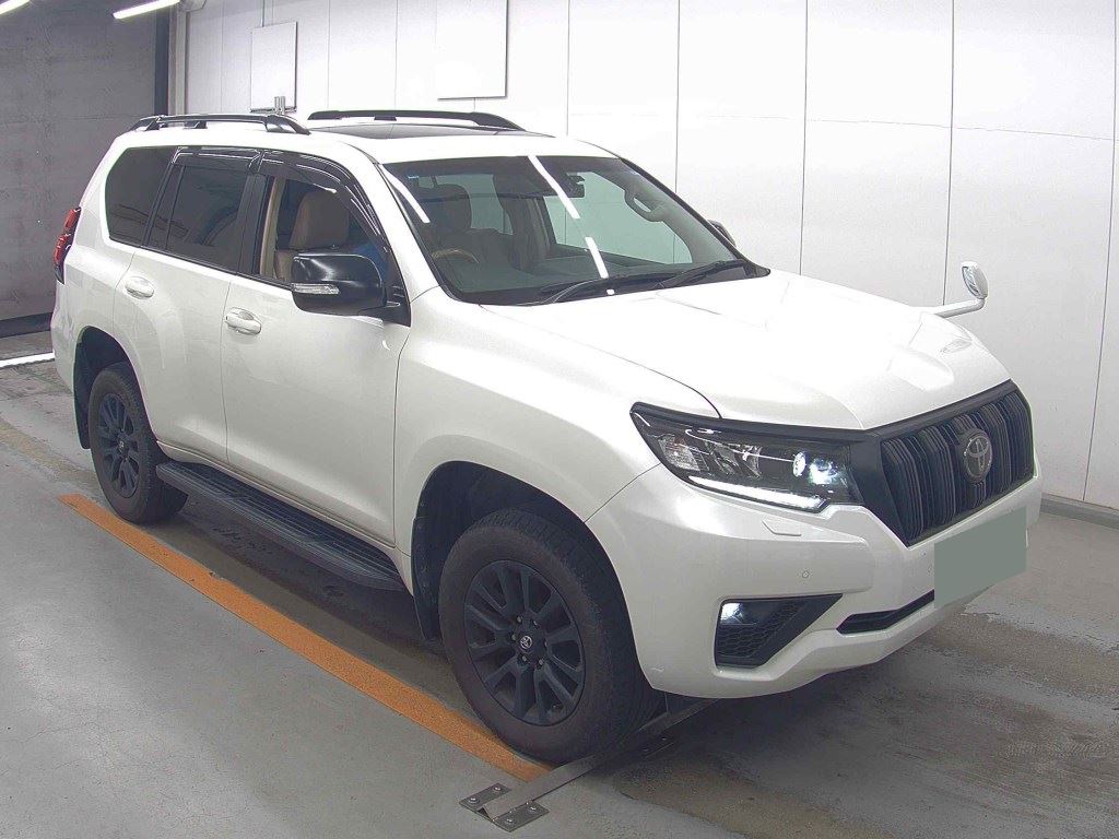 2023 TOYOTA LAND CRUISER PRADO TX L PACKAGE･MATT BLACK EDITION