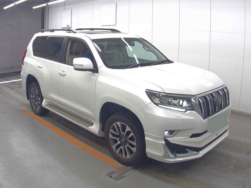 2022 TOYOTA LAND CRUISER PRADO TX L PACKAGE