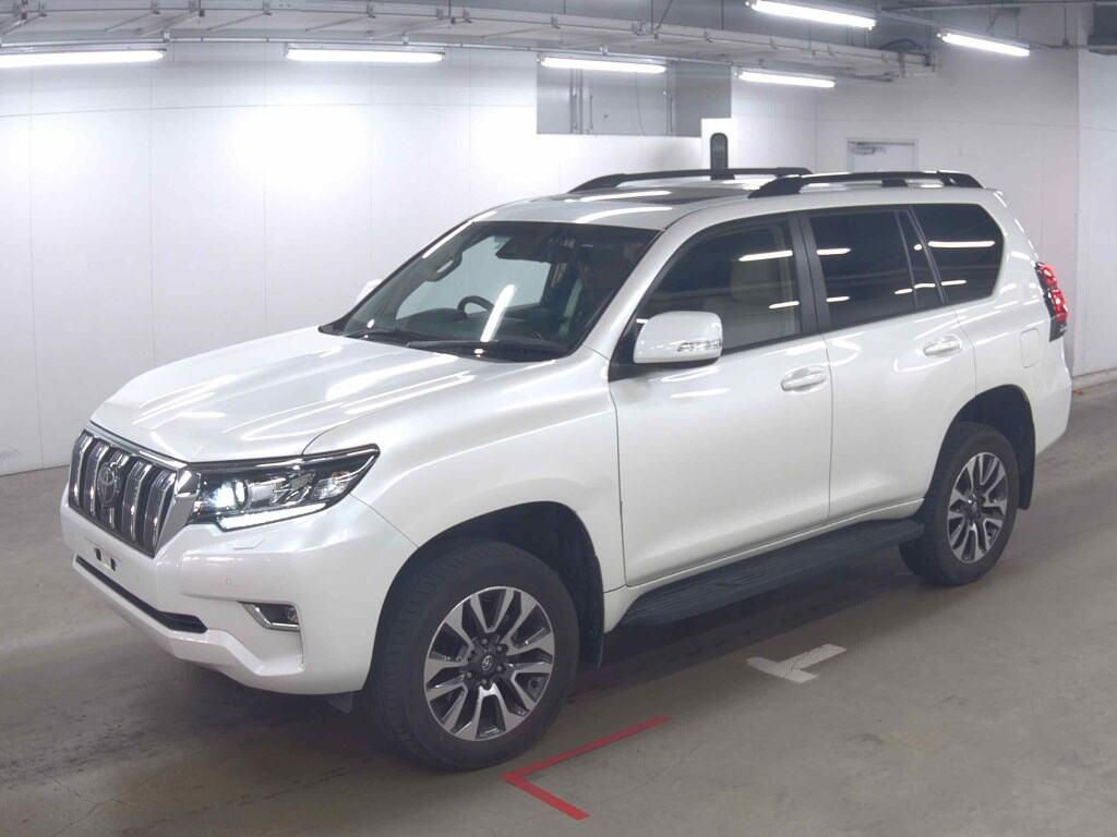 2023 TOYOTA LAND CRUISER PRADO TX L PACKAGE photo 4